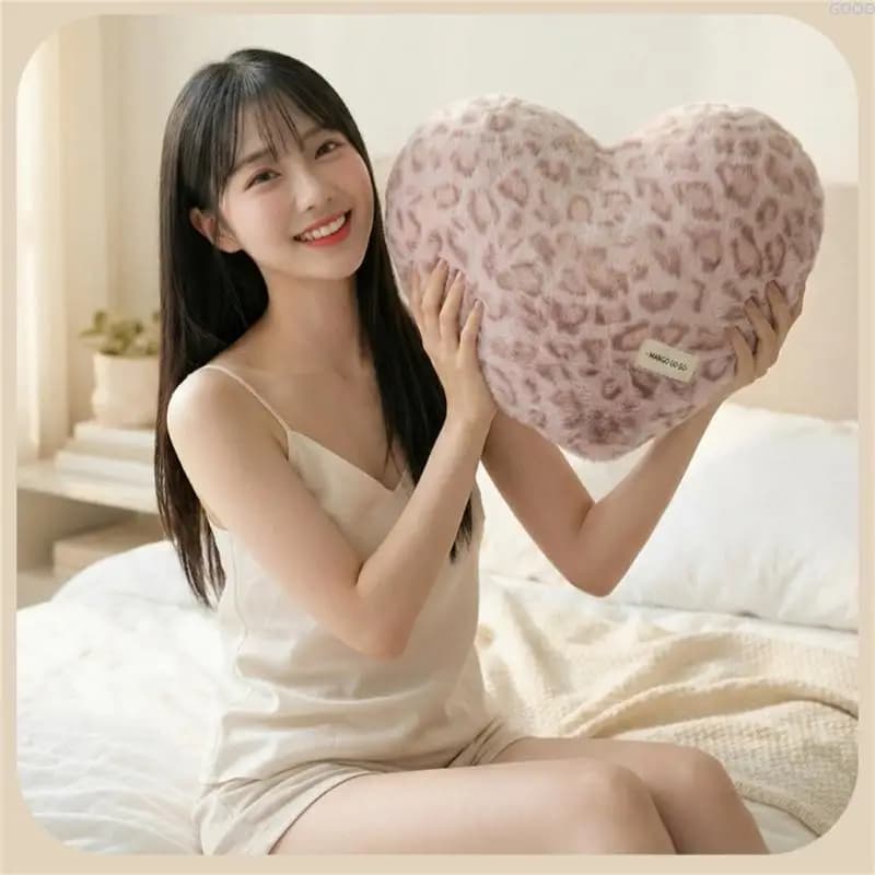 23GA Leopard Print Heart PP Cotton Pillow Craft from Safe Materials for Home Sofa Bed Car Decoration