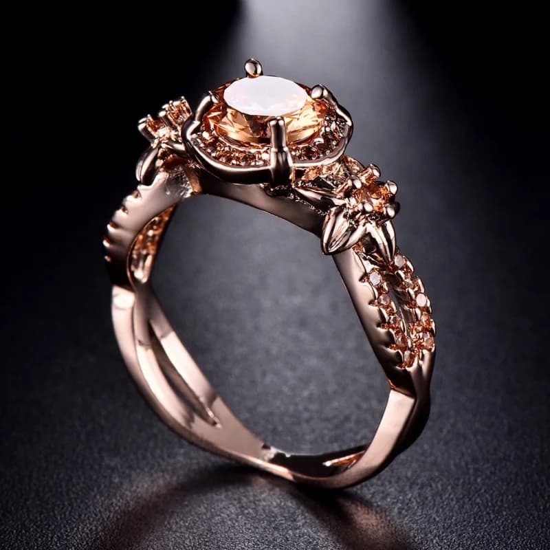 2026 New Vintage Champagne Gold Zircon Ring Rose Gold Micro Inlaid Palace Style Light Luxury Premium Jewelry