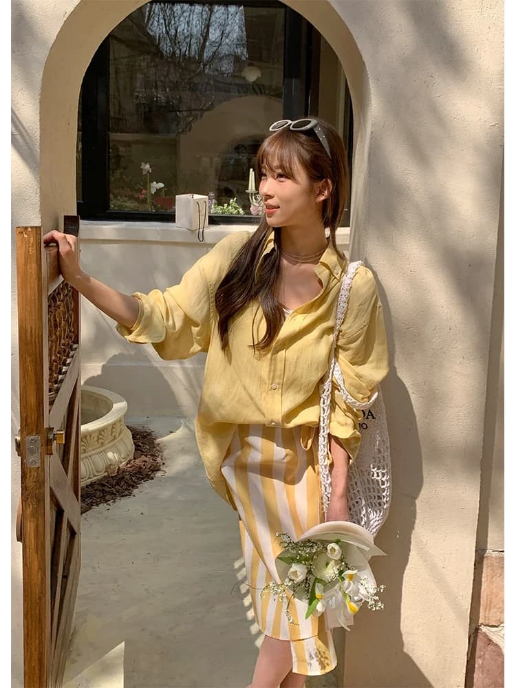 Camicia Gialla Sottile e Larga da Donna per Protezione Solare, Nuovo Stile Estivo Versione Coreana, Abbigliamento Esterno Versatile e Traspirante, Blusa Casual