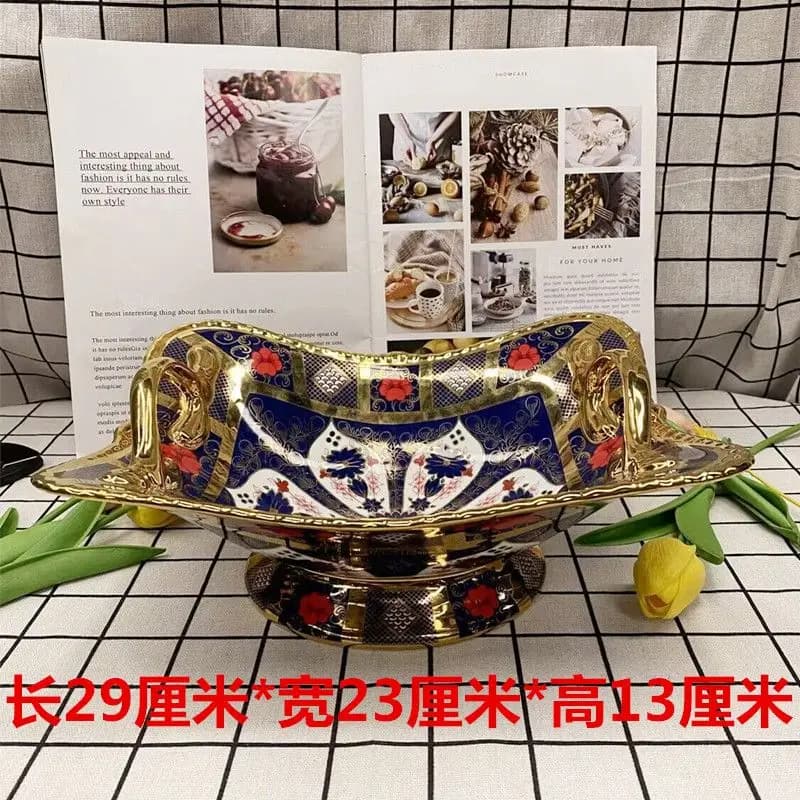 Piatto per frutta in ceramica di alta gamma, piatto per frutta secca, ornamento domestico di lusso leggero.