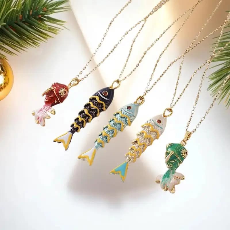 Catena personalizzata con clavicola in acciaio inossidabile Collana con ciondolo a forma di pesce piccolo oceano squisito per le donne Regalo di gioielli di lusso carino