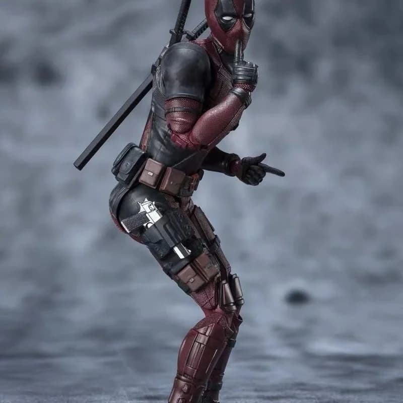 Bandai Spirits In Stock Shf Deadpool 2 Marvel Universe Gear Joint Action Figure snodabile da collezione per collezionisti adulti