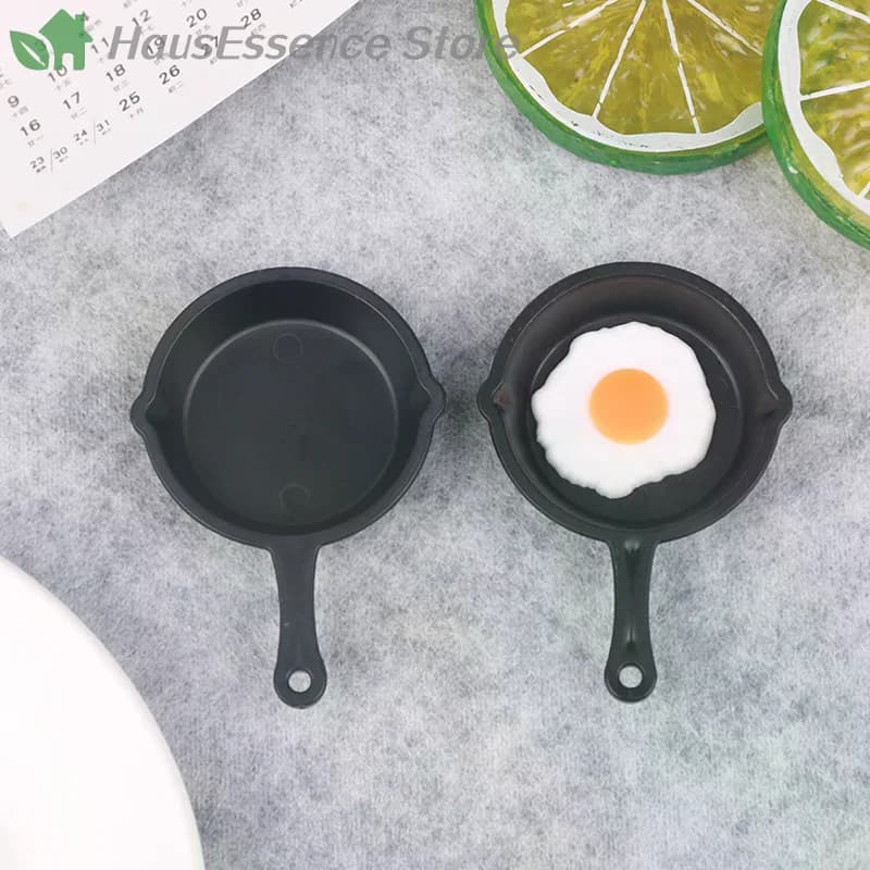 ※1/12 Scale Dollhouse Mini Sized Frying Egg Pans for Dolls House Cooking Ware Play Kitchen Space Toy Decor Accessories