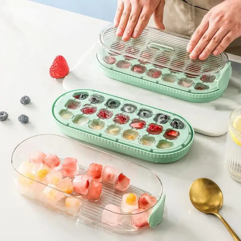Vassoio per il ghiaccio con coperchio Vassoio per stampi per produttore di ghiaccio per congelatore Accessori da cucina a rilascio facile per bevande Whisky Vodka Tequila Cocktail