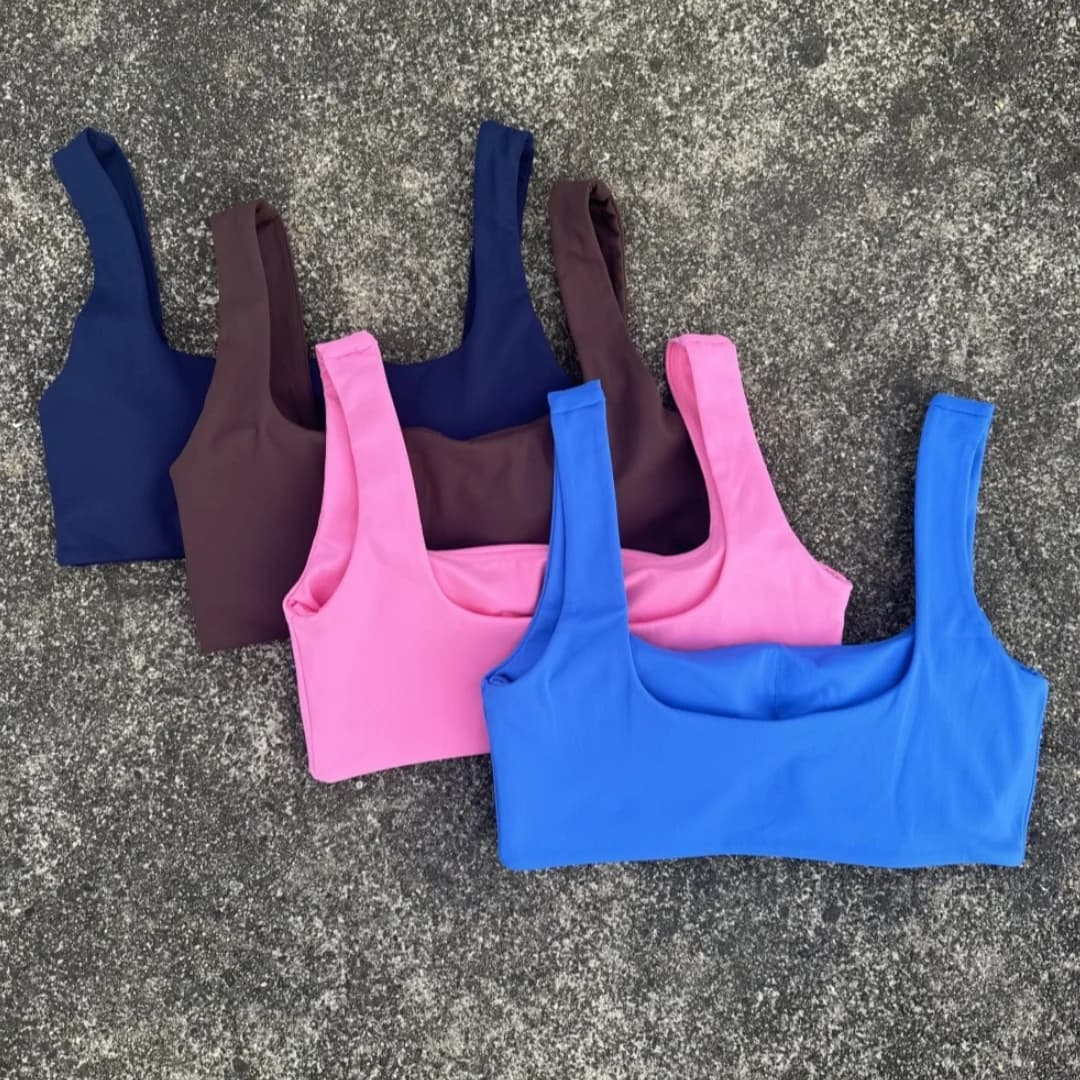 Solid Color Butter Square collar Soft Gym Yoga Underwear Women Hollow back shoulder strap Fitness Tight sport Bra Top With pad