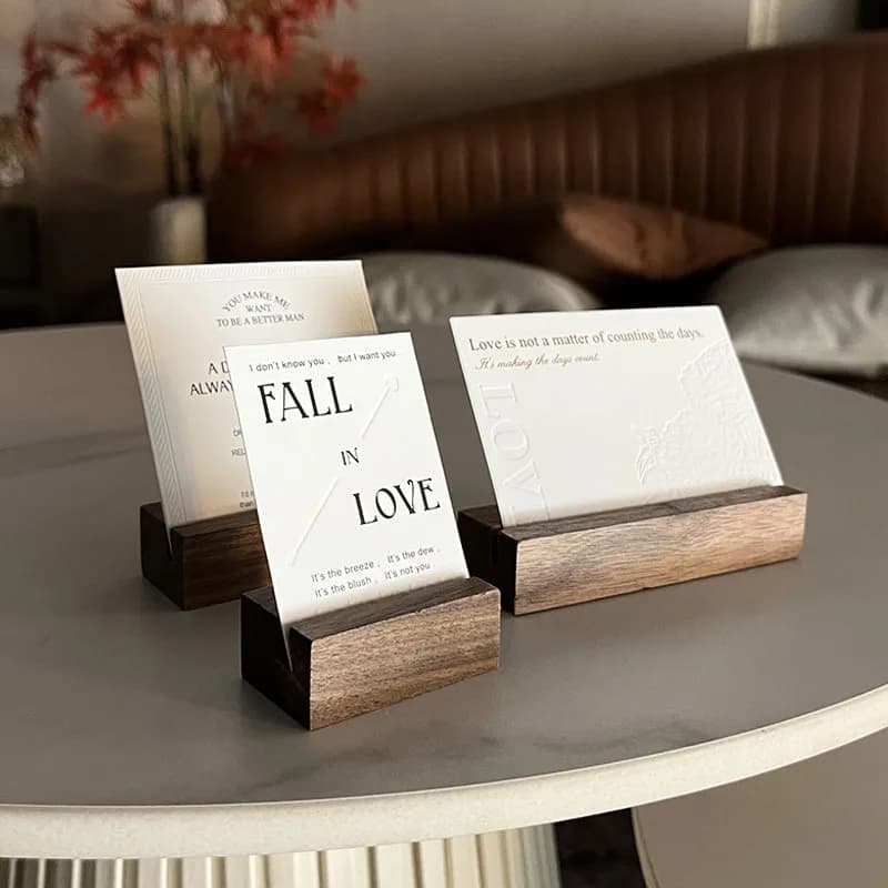 10 pz/lotto Porta cartellino del prezzo in legno massello Espositore per cartelli da tavolo per etichette dei prezzi e menu Cartoline dei prezzi in legno e clip per etichette