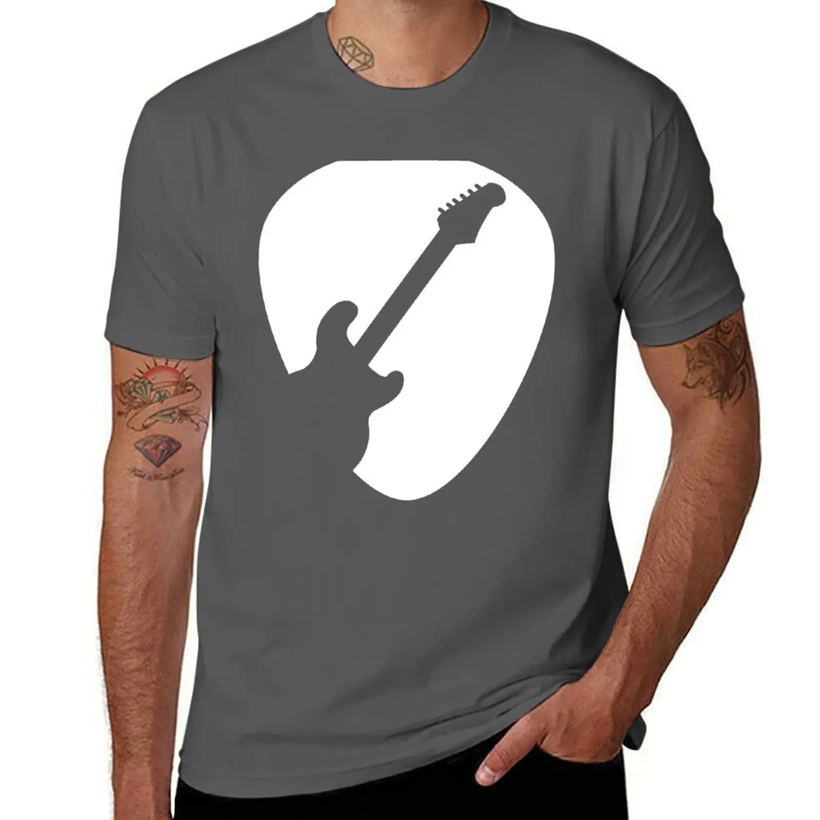 T-shirt con stampa di motivi casual a tema chitarra elettrica