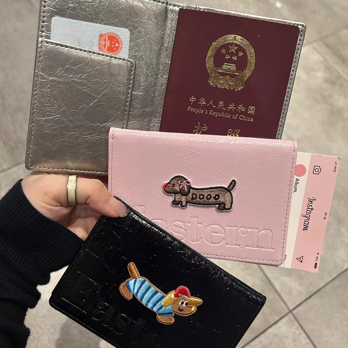 Borsa Portadocumenti da Viaggio Portatile in Pelle, Porta Passaporto Stile Ins con Ricamo, Clip per Biglietti Aerei, Alto Valore Estetico