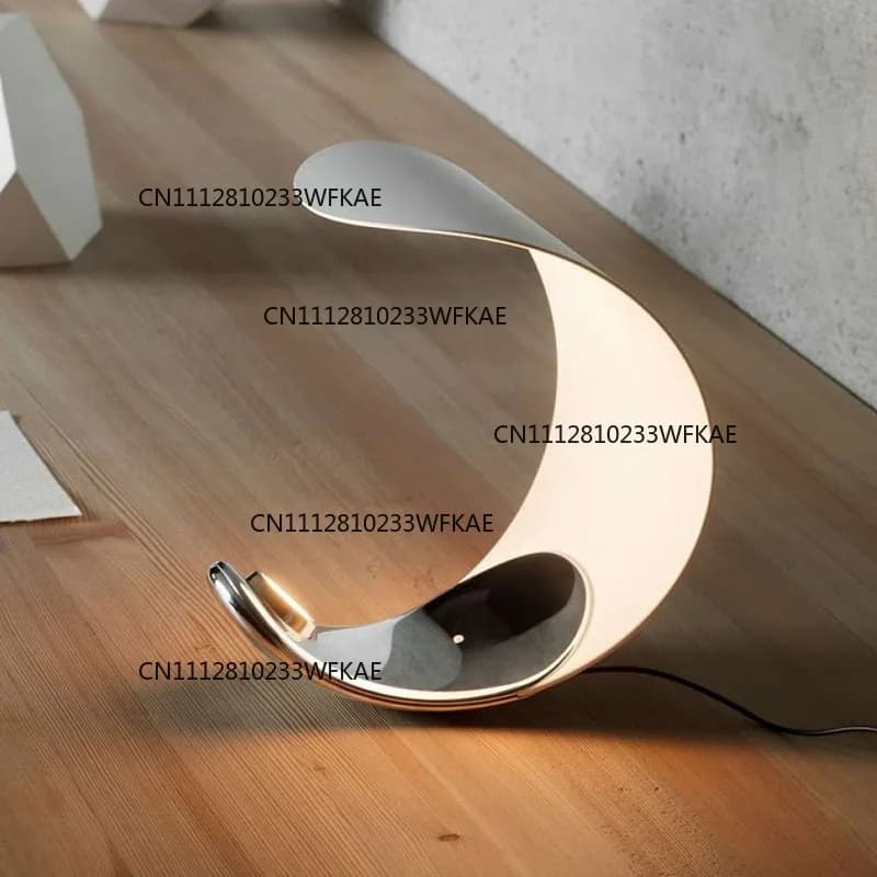 Moonlight desk lamp design sense simple desk lamp bedroom crescent atmosphere creative C-type desk lamp