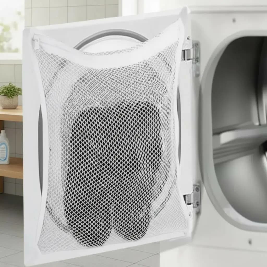 Reusable White Shoe Wash Bag with Zipper and Strap Protective Mesh Laundry Bag for Washing Machine Shoes Clothing Prevent Deformation Damage Suitable for Home Travel home organization and storage laundry bag laundry lingerie