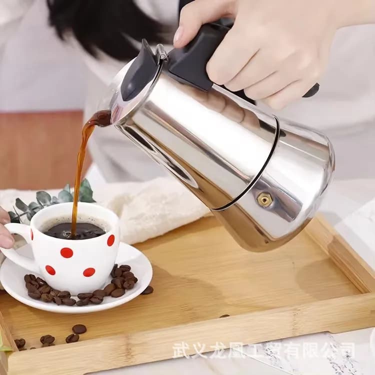 Caffettiera da 2/4/6/9 tazze per cucina Caffettiera Moka Caffettiera in acciaio inossidabile Caffettiera moka Espresso Latte Filtro piano cottura