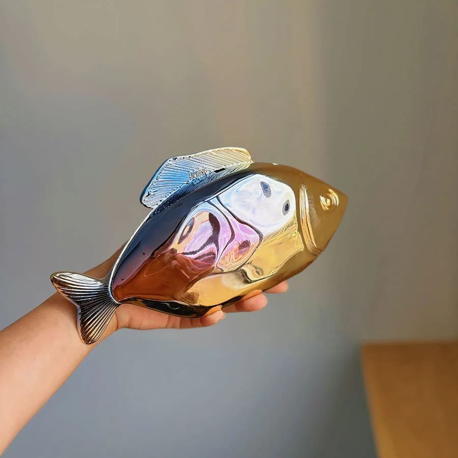 New Acrylic Shell Shaped Pouch Designer Evening Party Pretty Metal Bag Silver Blue Egg Shaped Bag Gift Bag