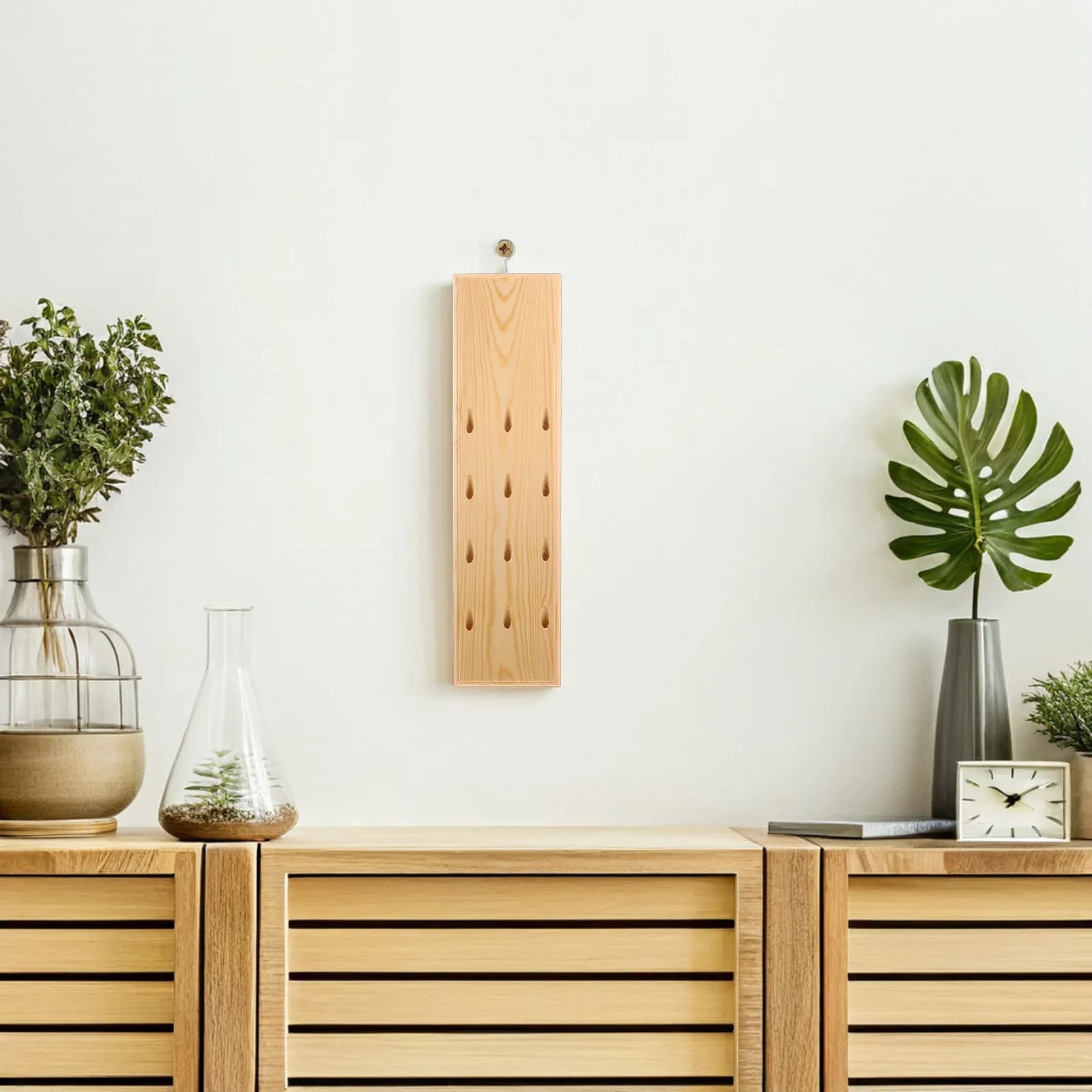 Porta Freccette da Parete in Legno con 12 Scomparti, Espositore in Legno Massiccio, Organizzatore per Freccette con Punta in Acciaio o Morbida, per Casa, Ufficio, Sala Giochi