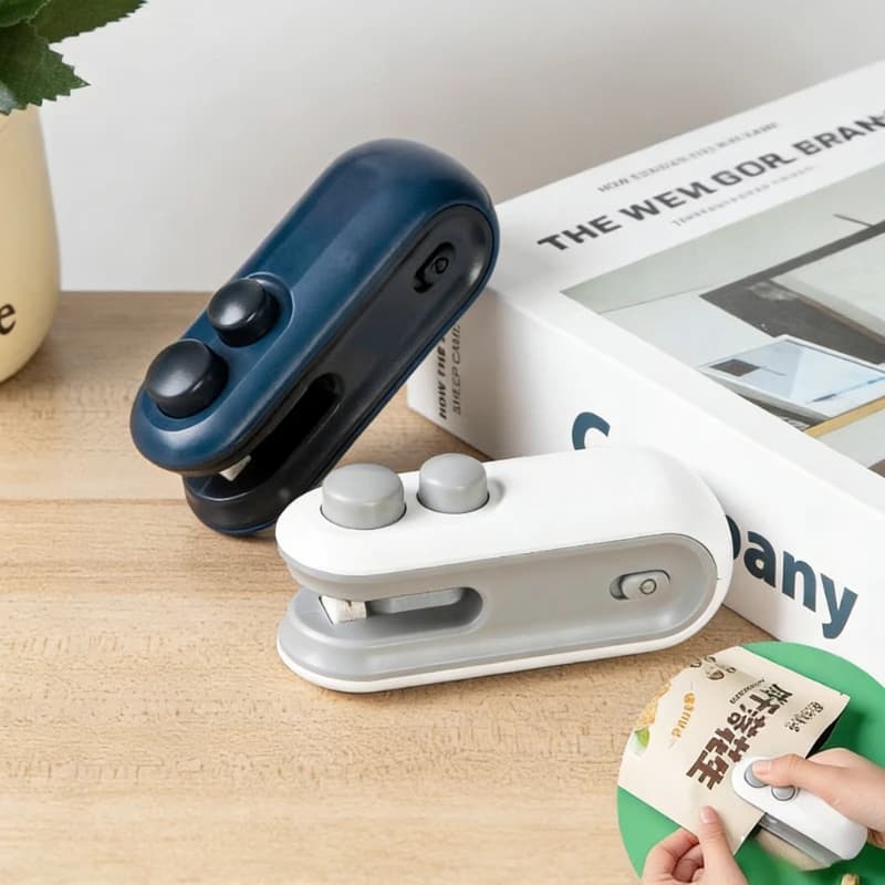 Sigillatrice Sottovuoto Mini 2-in-1 Caldo/Freddo Ricaricabile USB con Taglierina per Sacchetti Alimentari, Ideale per Cucina e Viaggi