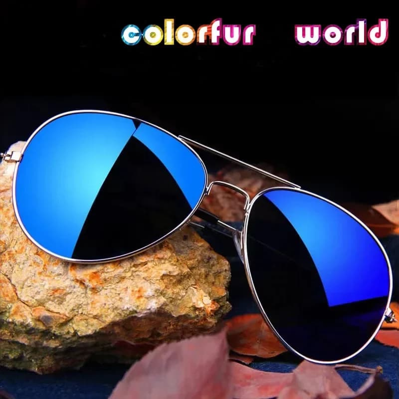 Sunmmer Occhiali da sole polarizzati Uomo Donna Moda Occhiali da sole pilota di lusso Uomo UV400 Occhiali a prova di luce solare Donna Versatile 3026