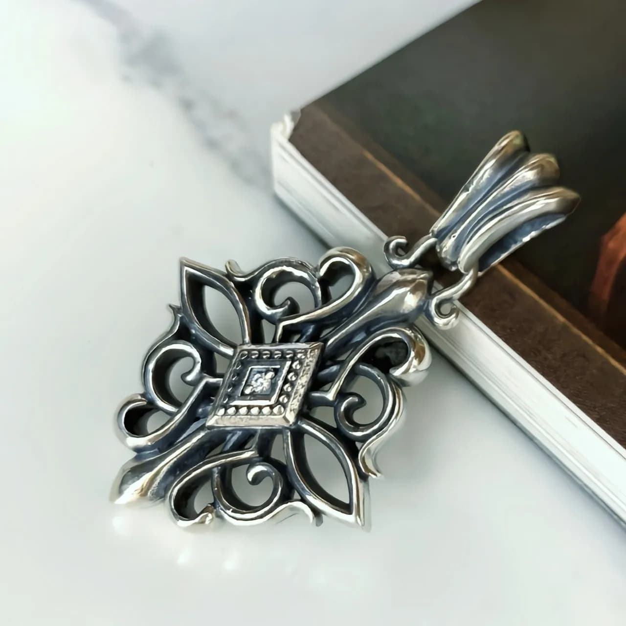 Pure silver European and American Crusader flower boat anchor pendant, personalized hip-hop trend sweater chain pendant