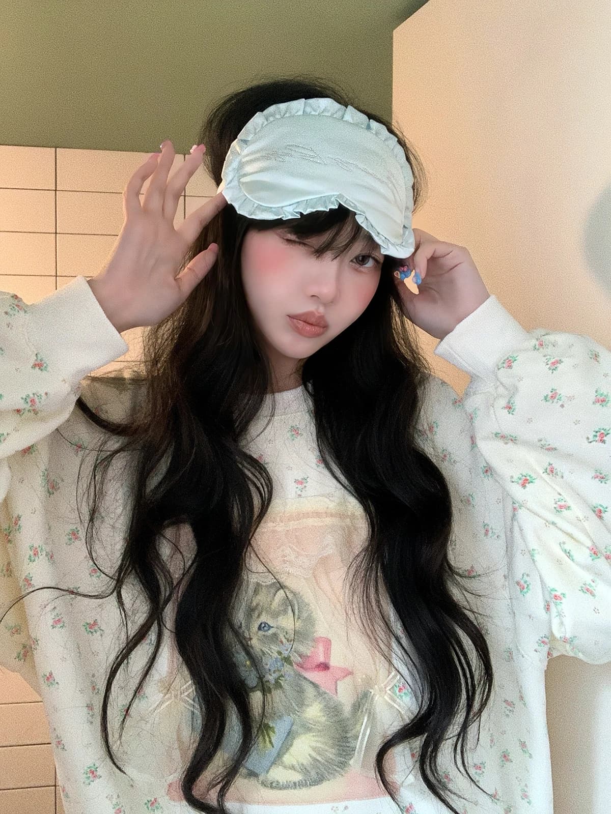 Sweet Loose Long Sleeve round Neck Print Lace Trim Curtain Women's Sweatshirt Cotton Casual Comfortable Top