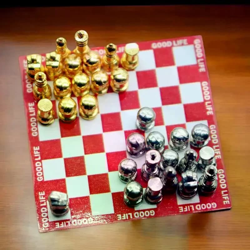 Set di scacchi da tavolo rosso in miniatura, gioco da tavolo magnetico per esposizione di scene di case delle bambole 1:12