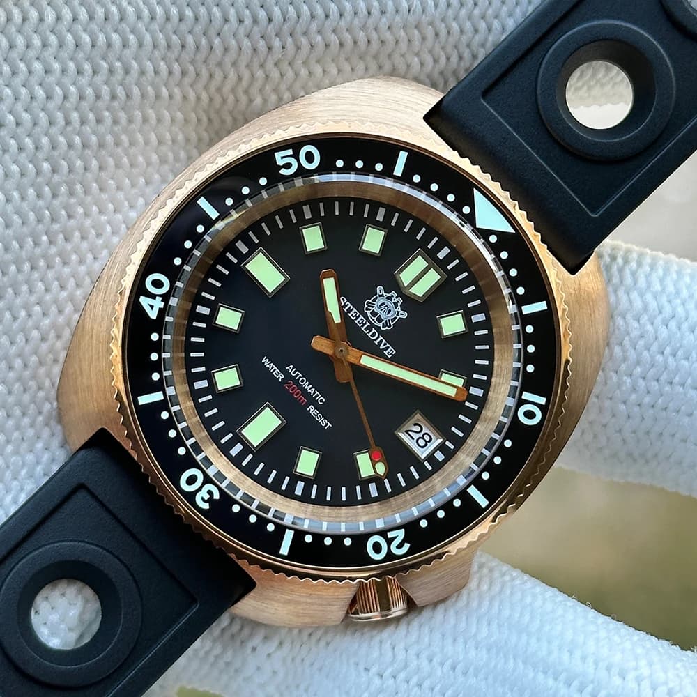 STEELDIVE SD1970S Orologio Subacqueo da Uomo in Bronzo, Resistente all'Acqua 200M, Ghiera in Ceramica Bronzo, Movimento Automatico NH35 con Fibbia in Bronzo