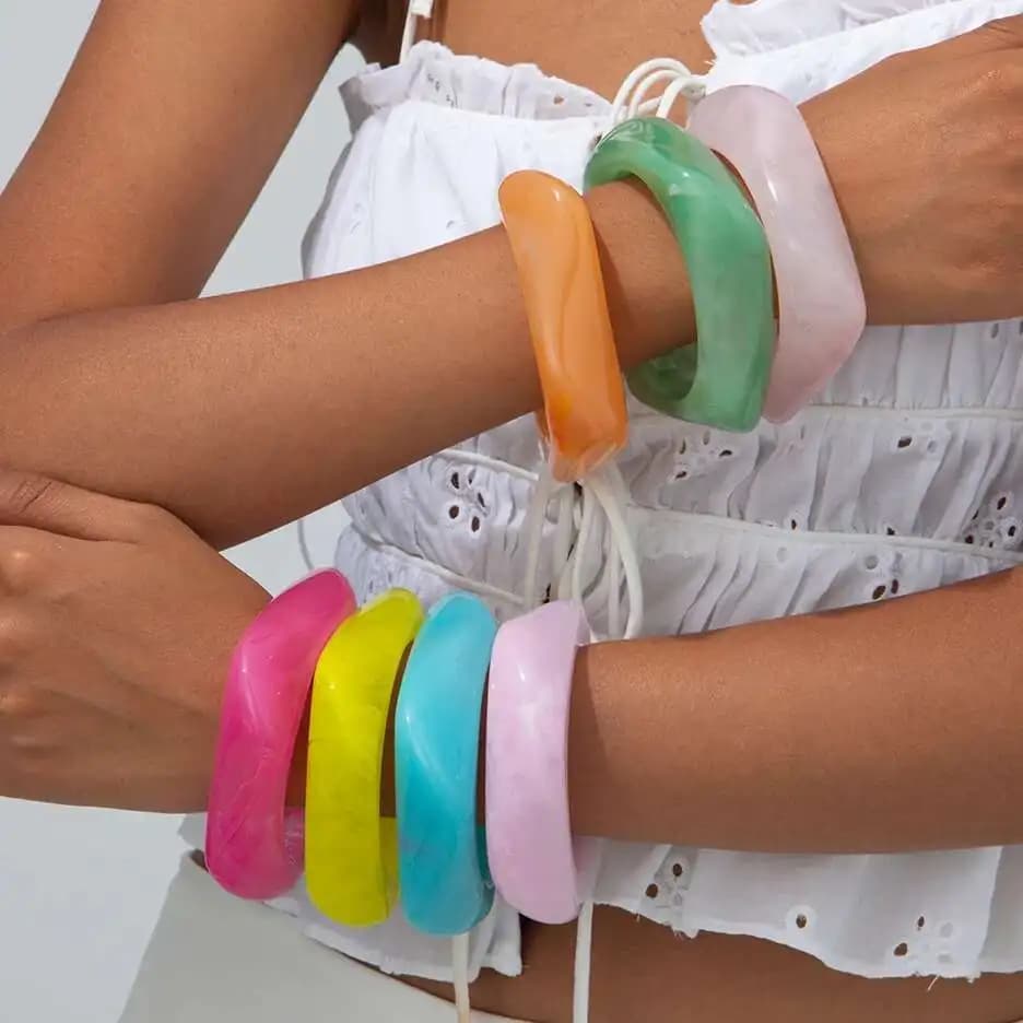 IngeSight.Z Fashionable Colored Acrylic Resin Big Hard Bracelet for Women, Exaggerated Summer Pendant Bracelet, Hand Jewellery Gift