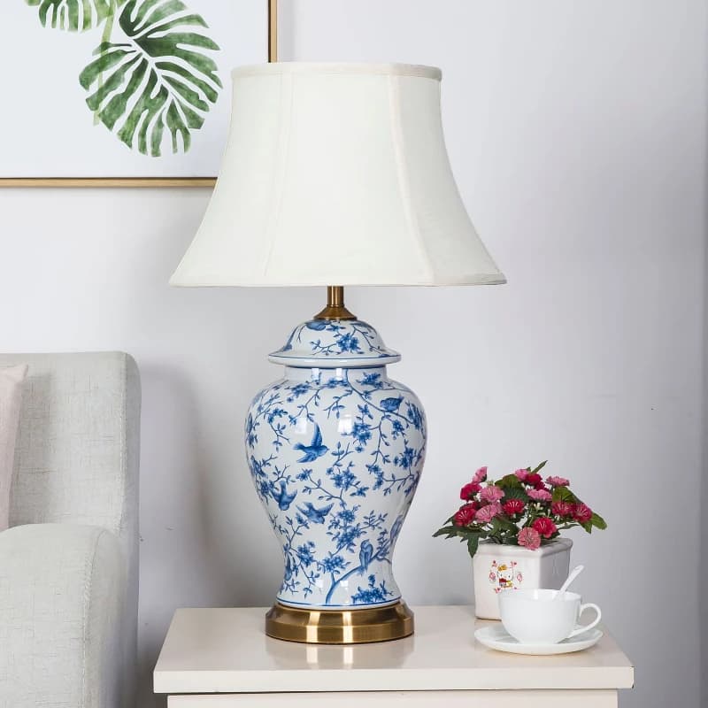 Lampada da Tavolo in Ceramica Cinese SANDYHA, Luce Notturna a LED per Camera da Letto, Illuminazione per Studio e Soggiorno, Design con Motivi su Tessuto