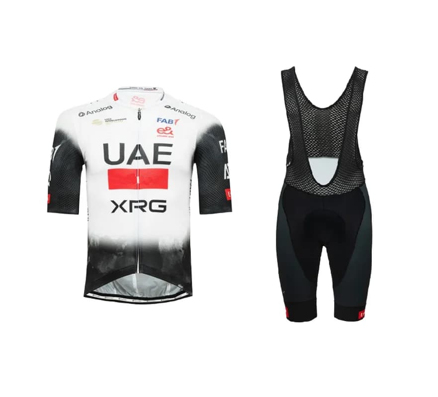 LASER CUT 2025 UAE XRG Team MAGLIA DA CICLISMO A MANICA CORTA ABbigliamento DA CICLISMO ESTATE ROPA CICLISMO+BIB SHORTS