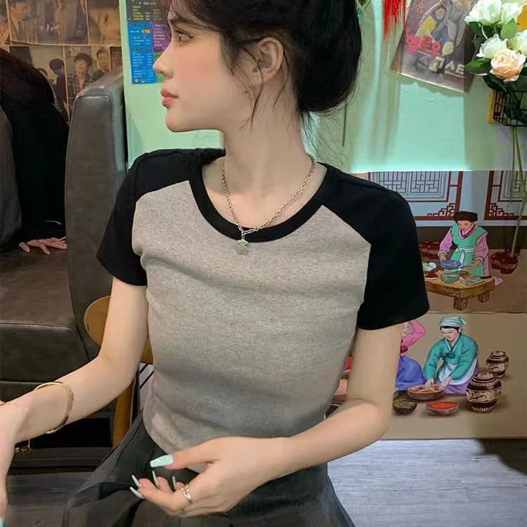 Slim Fit Short Sleeve T-Shirt Women's Summer Fashion Sweet And Spicy Short Shoulder Length round Neck Top Small Size