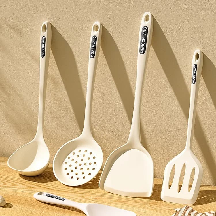 Silicone kitchen spatula set, heat resistant, for food use, non-stick pan, compatible kitchen utensils, frying soups, dishwasher