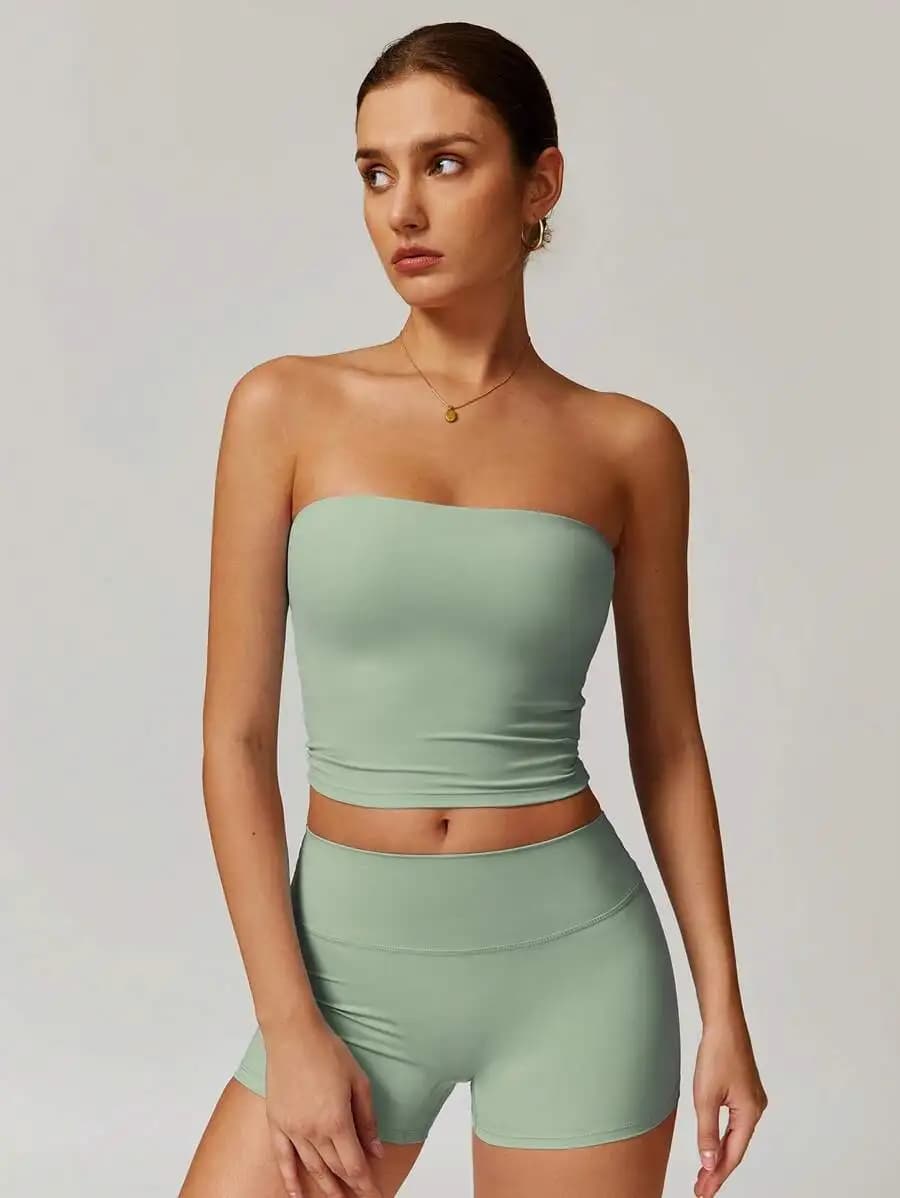 Set di top corto senza spalline e pantaloncini a vita alta da donna, abbigliamento sportivo per yoga, fitness e allenamento