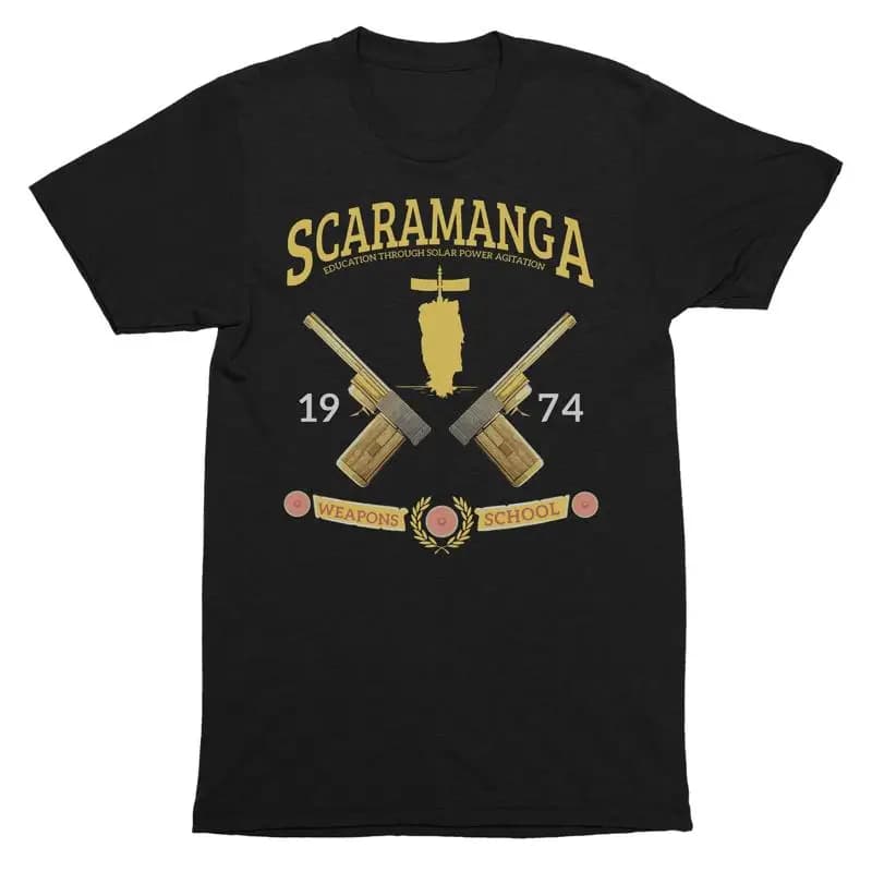 Scaramanga Weapons School T Shirt Adulti Divertente Film Parodia Uomo Cultura Pop Uomo