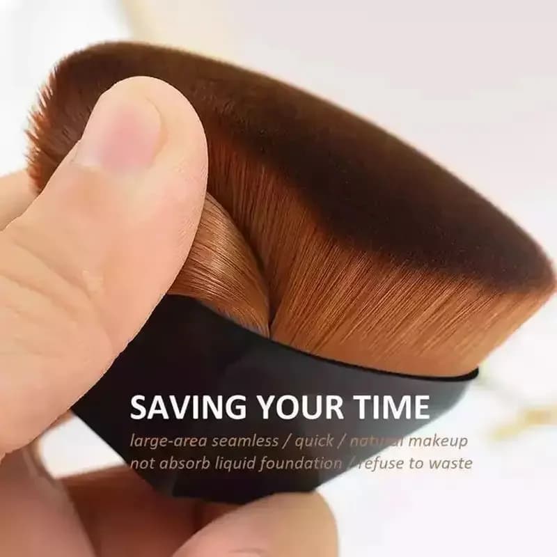 1 piece Kabuki tan brush with silicone cleaning pad - Portable foundation without decks and self-locking applicator for face and body