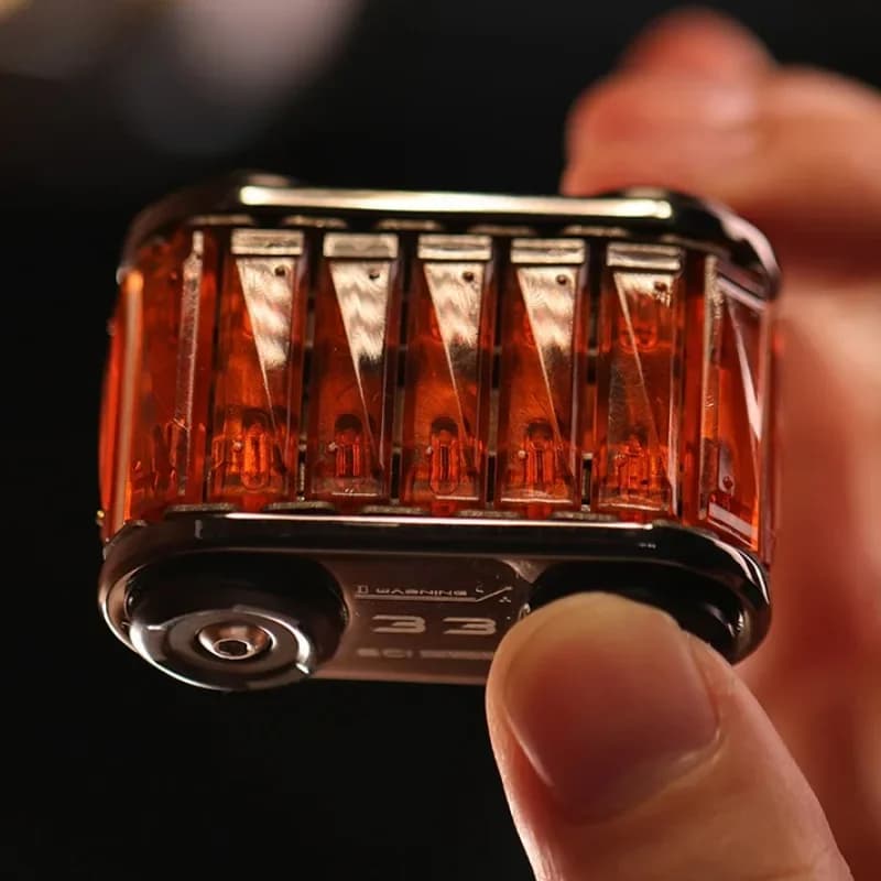 Giocattoli antistress Nuovo serbatoio ambrato EDC Adulti Fidget Roller Giroscopio con punta delle dita Spinner a mano PC Lega di metallo Gioca a regalo Giocattolo da scrivania