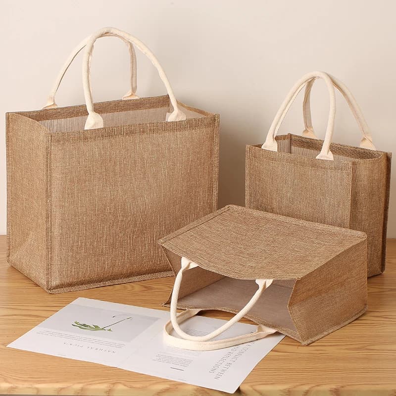 Reusable waterproof portable travel beach bag lined by woman of great capacity in pure retro synthetic hemp