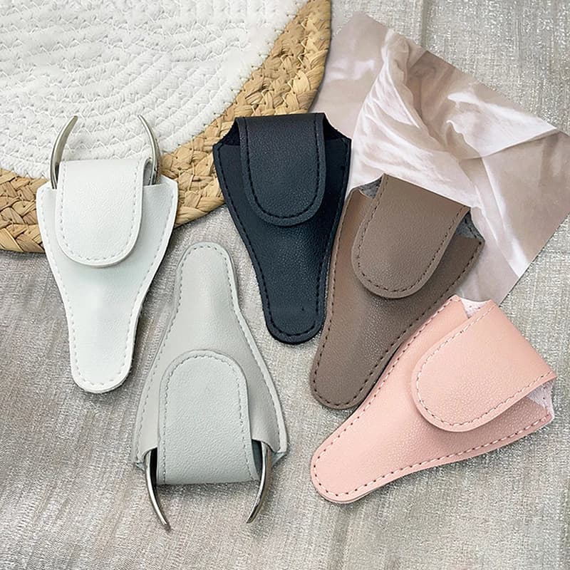 1PC Hasp Style V Shape PU Leather forbici Protection Bag Nail Trim Cover Case Manicure Pedicure Tools