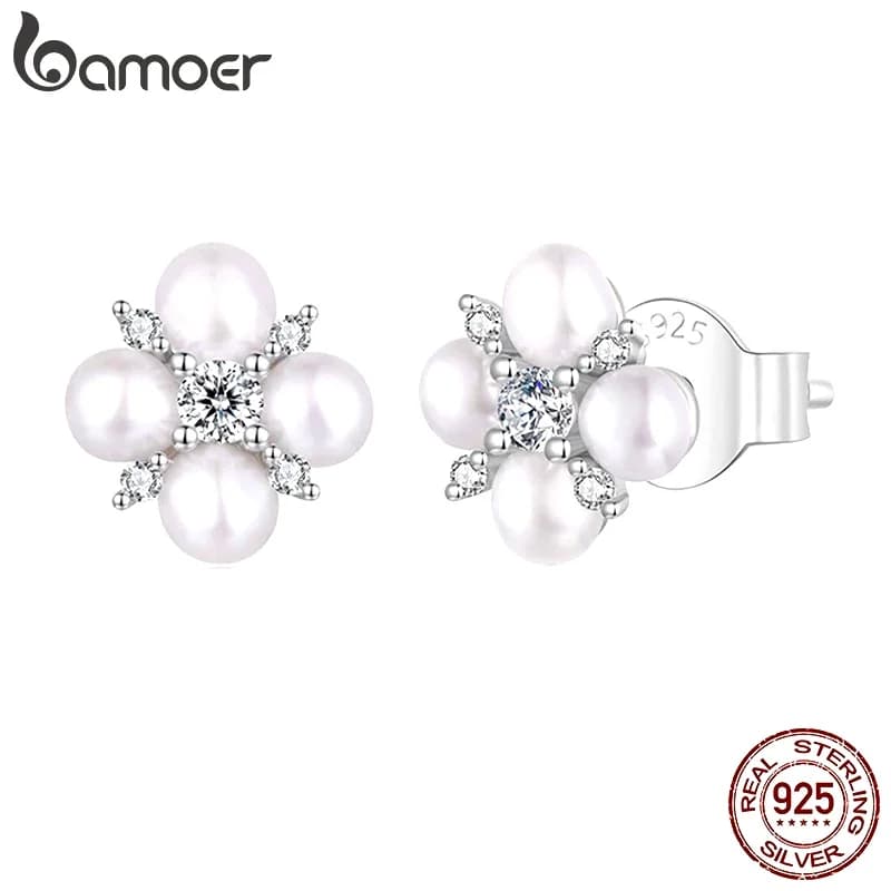 BAMOER Four-leaf Clover Moissanite Earrings, Natural Freshwater Pearls Round Cut Lab Created Diamond Wedding Stud Earrings S925