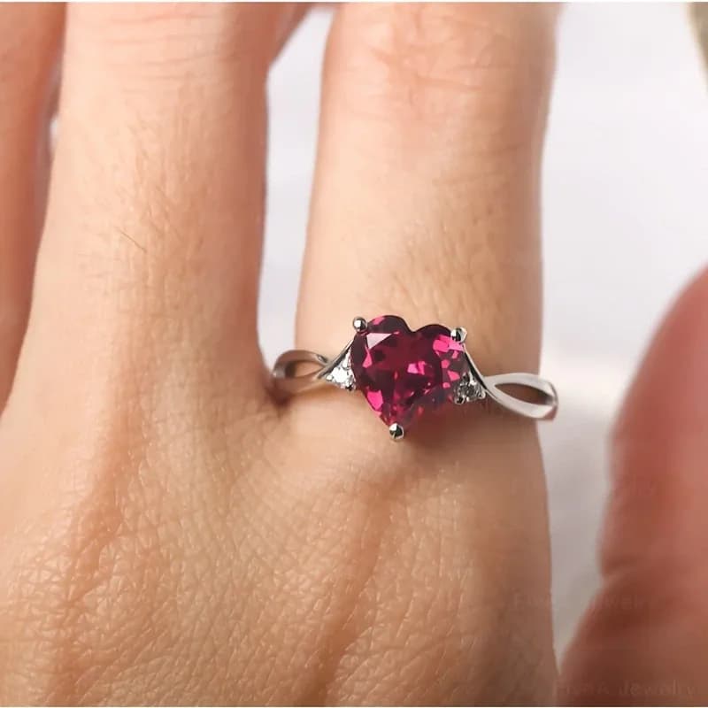 New Fashion Light Luxury Temperament Love Heart Women's Ring Personality Trend Holiday Party Jewelry Accessories Gifts