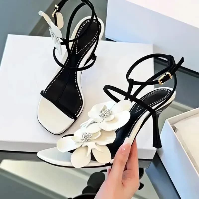 Designer Luxury Flower Sandals with Heel Woman Summer Caviglia Wrap Metal buckles High thin heels Elegant women Pumps Zapatos De Mujer