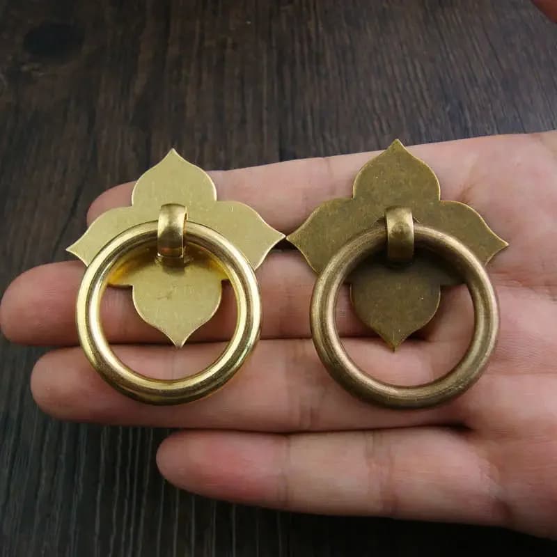 Maniglie per cassetti antichi Maniglie e pomelli per porte da cucina Armadietto a forma di foglia in ottone con hardware a vite Mobili antichi