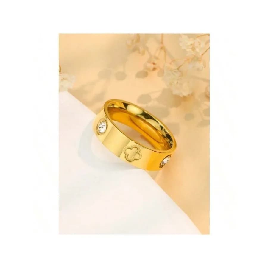 1pc Luxury Stainless Steel Lucky Clover Couple Ring Sparkling Crystal Embellished Fine Jewelry For Lovers Everyday Wear