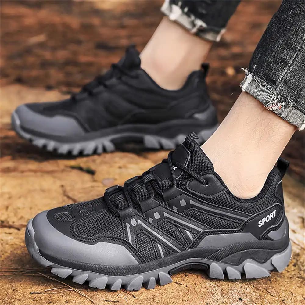 Scarpe sportive cinesi antiscivolo con lacci, sneakers da uomo Mary Jane, stivali in tessuto di design, scarpe da jogging economiche, articoli a prezzo conveniente