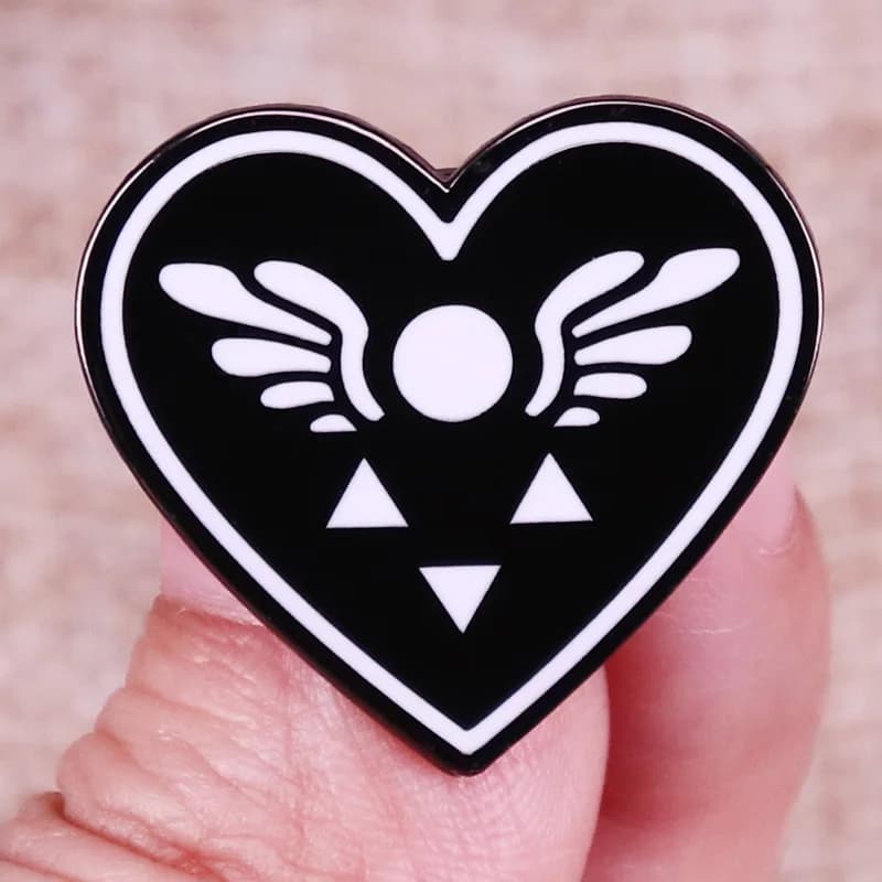 Videogioco Undertale Delta Rune Symbol smalto Pin Heart Badge spilla zaino decorazione gioielli
