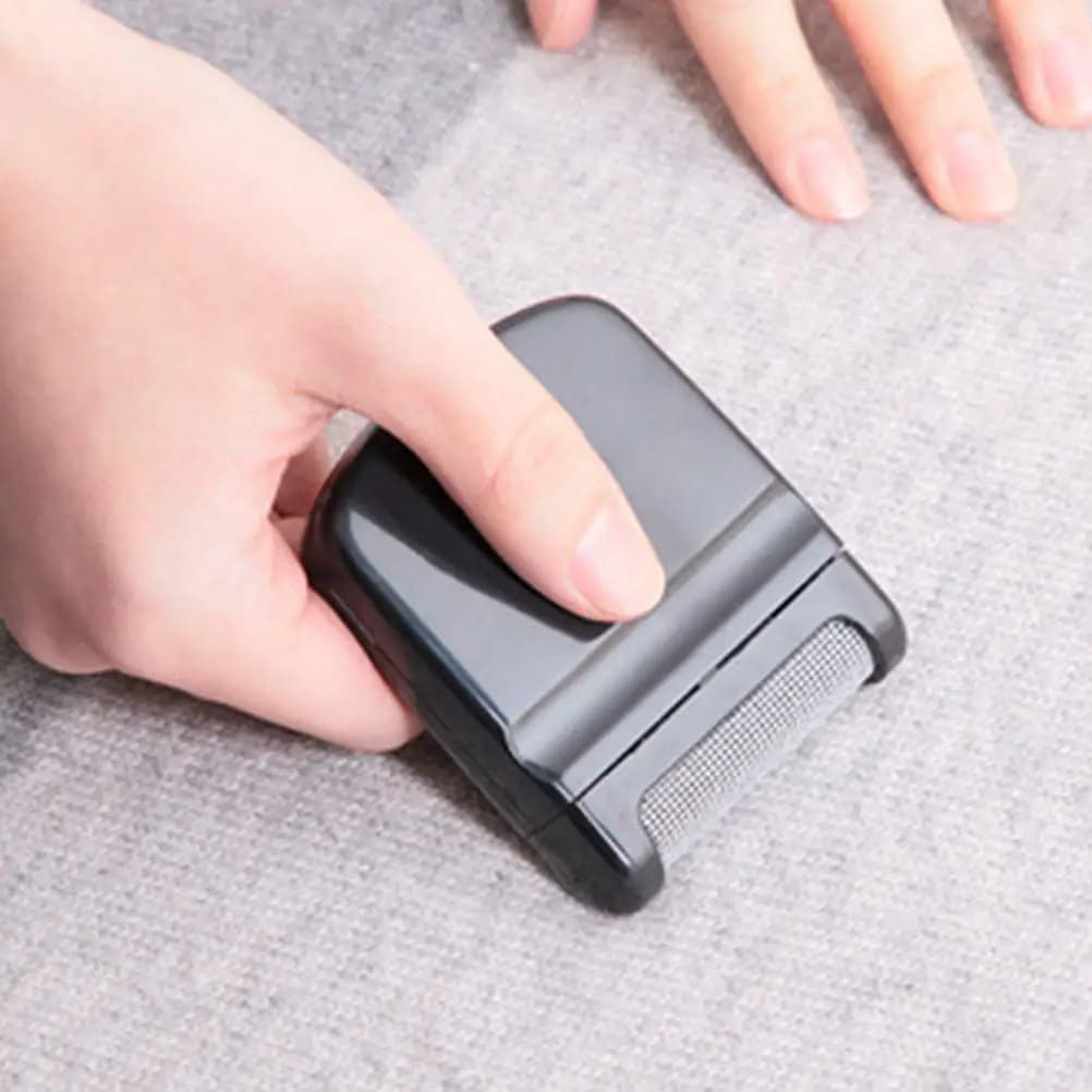 Levapelucchi Premium per Vestiti, 1 Pezzo, con Impugnatura Ergonomica, Leggero, Rimuovi Pelucchi, Rasapelo per Tessuti, Nero