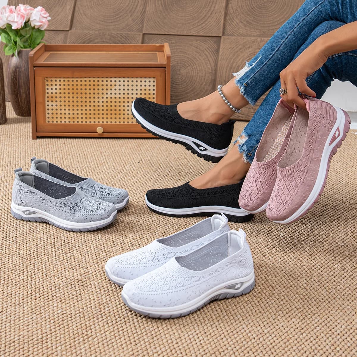 Sneakers Comode da Donna con Suola Morbida, Scarpe Estive a Punta Chiusa, Collezione Estate 2025 in Offerta con Spedizione Gratuita
