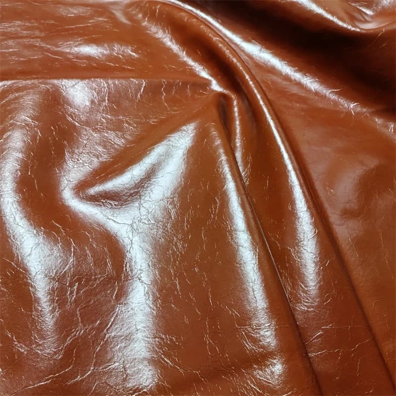 Pelle bovina cerata marrone rossastro da 1 mm. Pelle di primo strato. Tessuto in vera pelle. Ledger manuale fai-da-te. Riparazione del divano. Taglio a fogli mobili