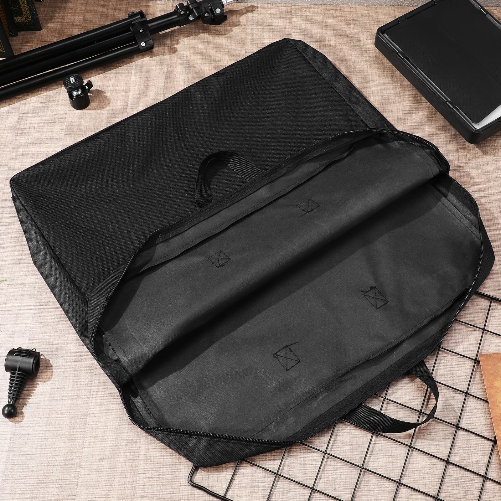 For 18 inch portable case with bright ring, soft lining, zipper carrying bag, photo lighting equipment organizer