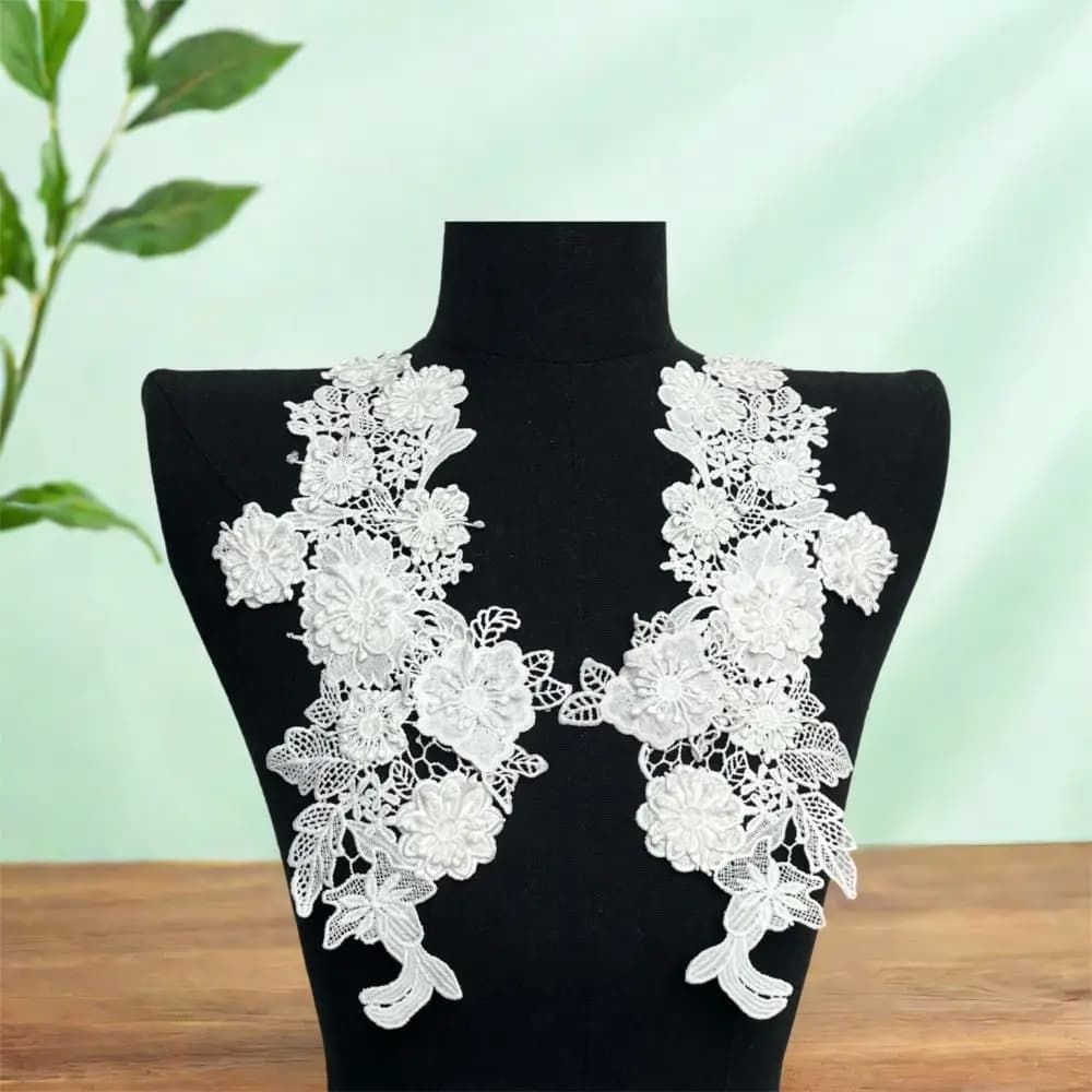 Fashion 3D Floral Appliques Mesh Embroidery Handmade Embroidery Appliques White DIY Embroidery Cloth Stickers Bridesmaid Dress