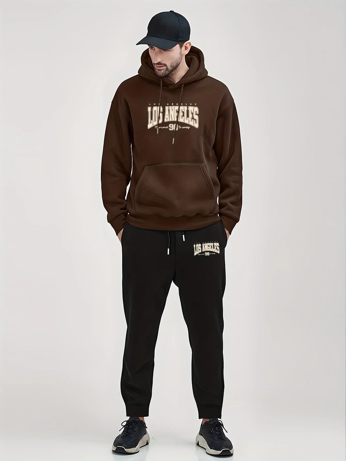 Men's athletic pullover and sweatpants set - polyester casual sportswear set, with pocketsgeometricpatterntrendy hooded collar.