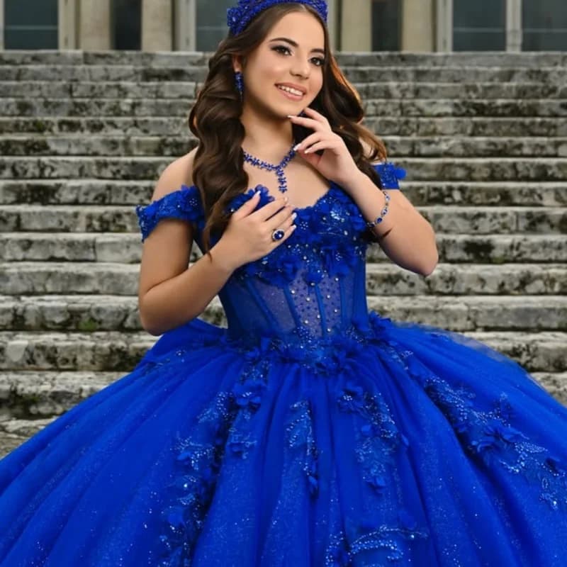 Abito Quinceanera blu royal lucido glitter di cristallo fiore 3D decalcomania coda lunga fiocco multiplo abiti da 15 Quinceanera Personalizza