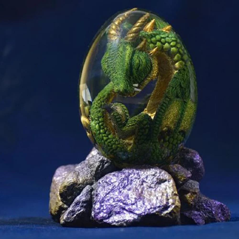 Statua dell'uovo del drago della lava con base del supporto Figurine in resina dell'uovo di dinosauro Scultura da tavolo Vetrina Decorazione artistica per la casa Regalo artigianale