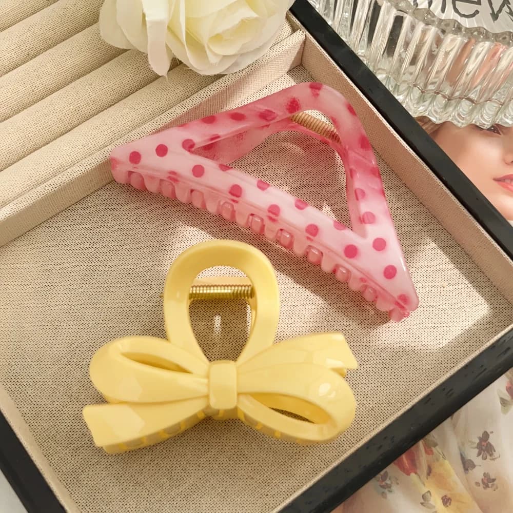 19 Stili di Fermagli per Capelli da Donna: Fiori, Croci, Pois, Cuori, Geometrici - Eleganti Fermagli e Accessori per Capelli all'Ingrosso